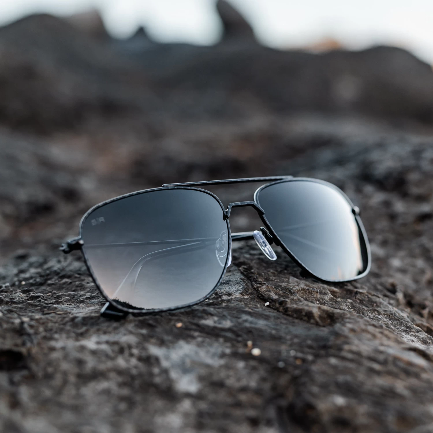 Navigator - Carbon Fiber Polarized - Image 5